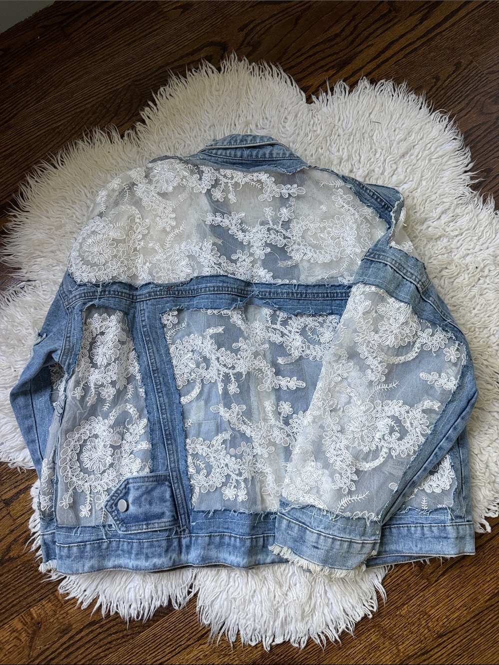 Lace Panel Distressed Light Wash Denim Jacket - Picture 11 of 11